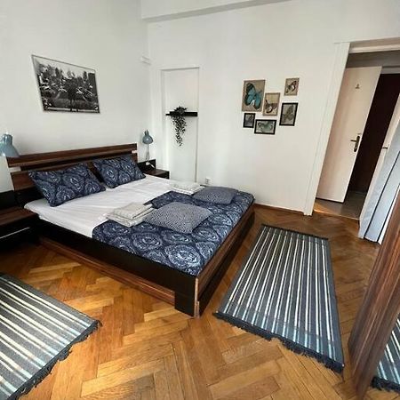 Apartament Ultracentral Universitate 布加勒斯特 外观 照片